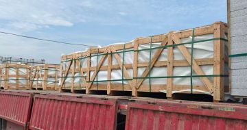 青海 芝麻白花岗岩地铺石出口专车-泰国游