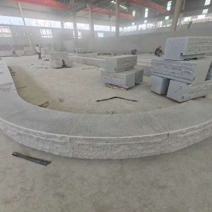 青海 芝麻白异形坐凳，自然面光面弧形加工