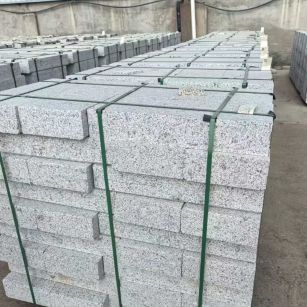 青海 白麻花岗岩路沿石，弧形路沿石，道牙石，马路牙子，界石，路缘石，平沿石，直岩石，平缘石等