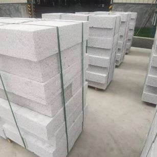 青海 白麻花岗岩路沿石，立缘石，平缘石，路牙石，道牙石，马路牙子等