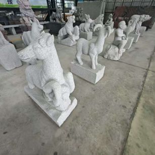 青海 芝麻白花岗岩造型立体雕刻——十二生肖