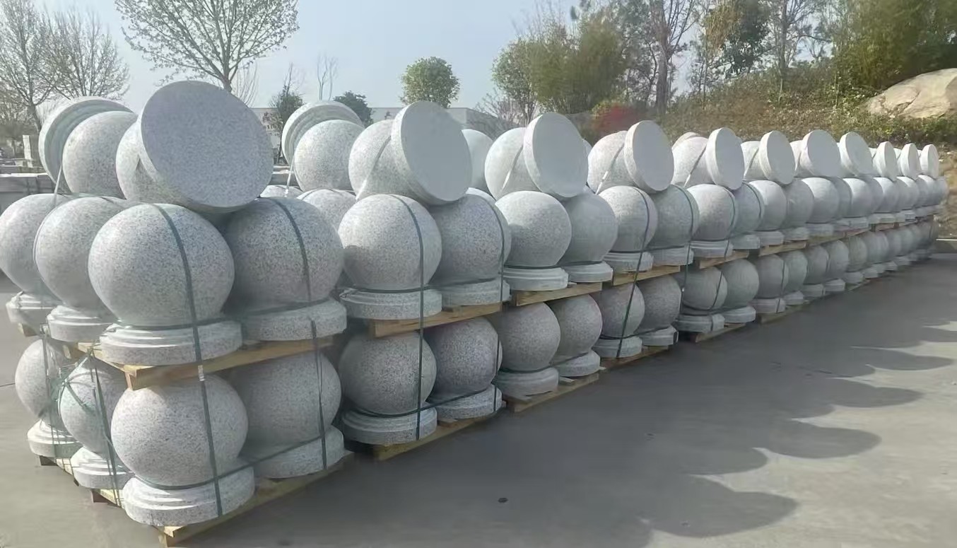 青海 白麻花岗岩石材圆球，石球，挡车球，隔离球，景观石球，风水球等