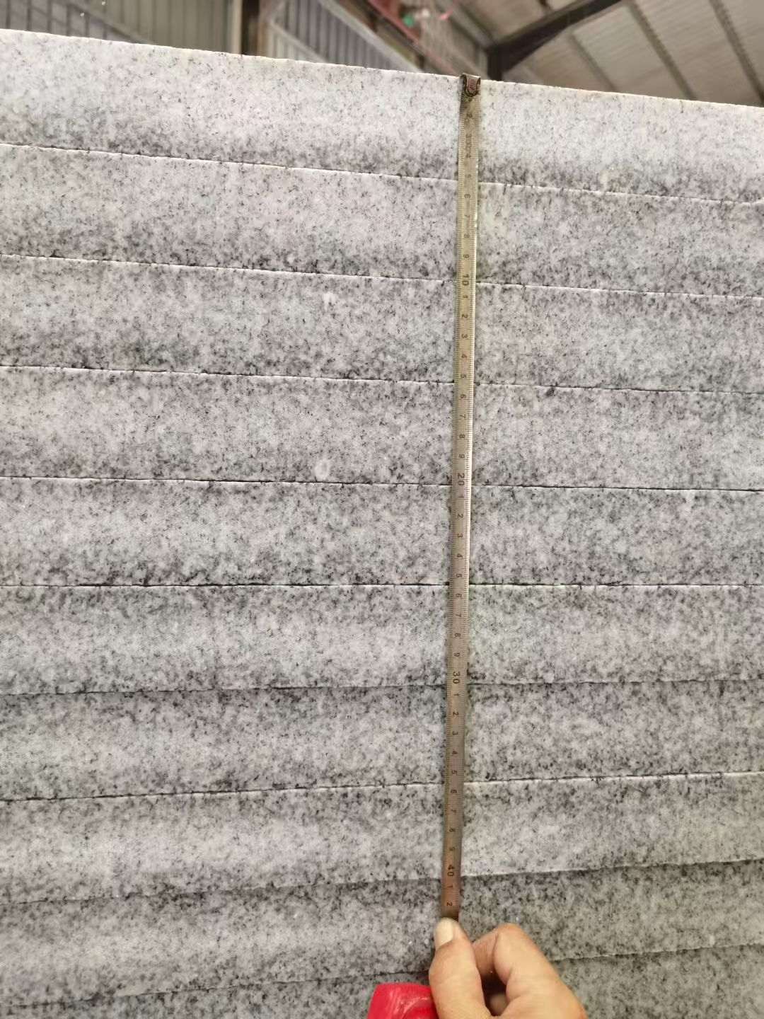 青海 芝麻白火烧成品厚薄均匀，B料价格接近A料质量