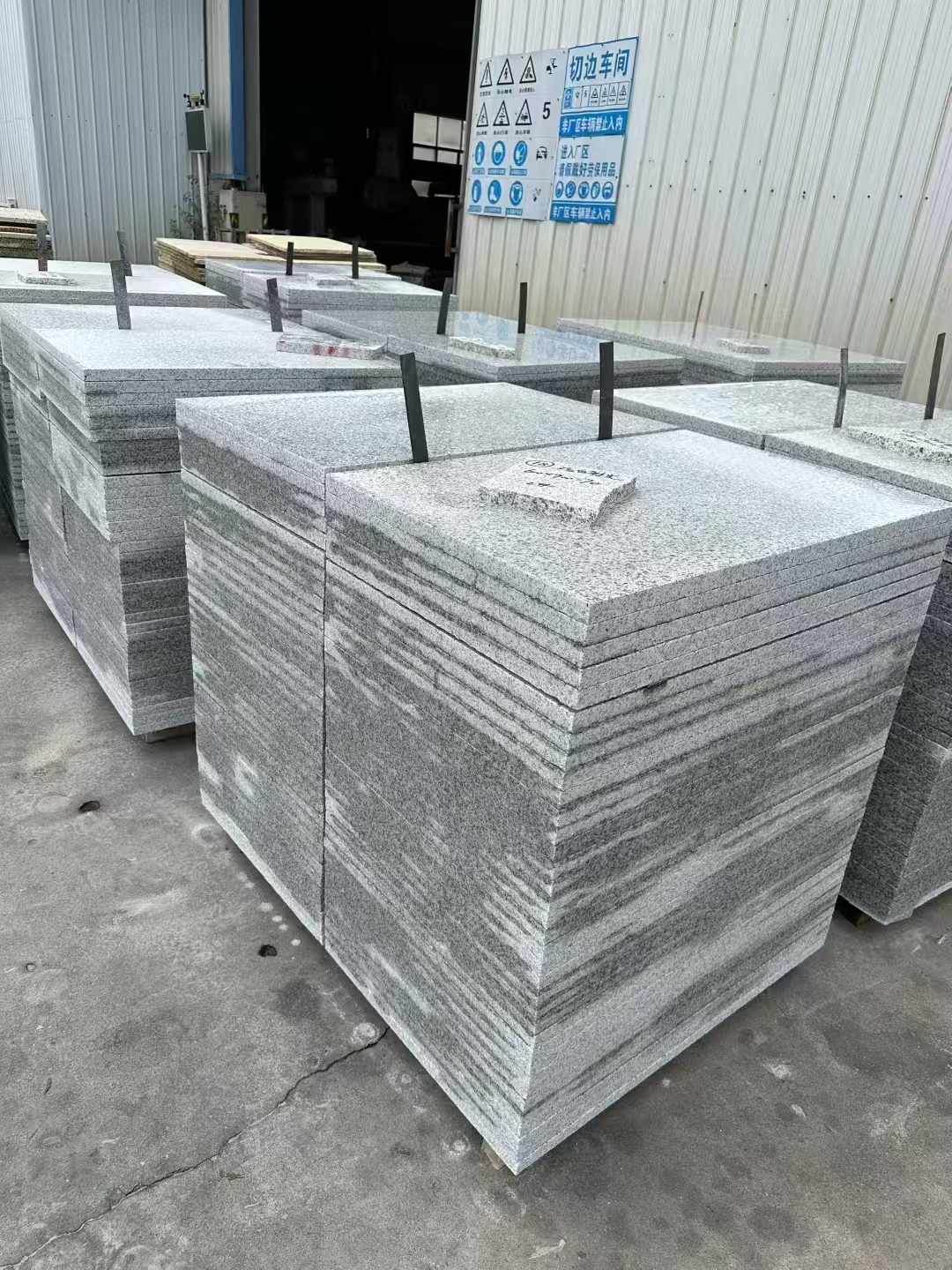 青海 白麻光面干挂成品