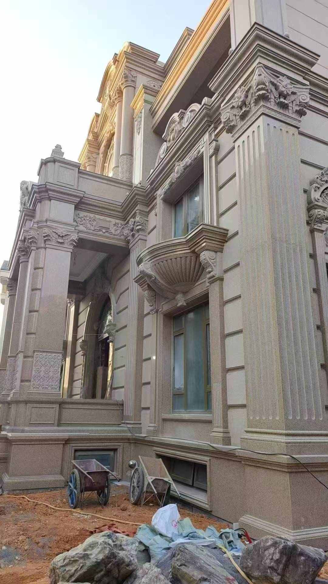 青海 黄金麻花岗岩光面别墅外墙干挂施工完成